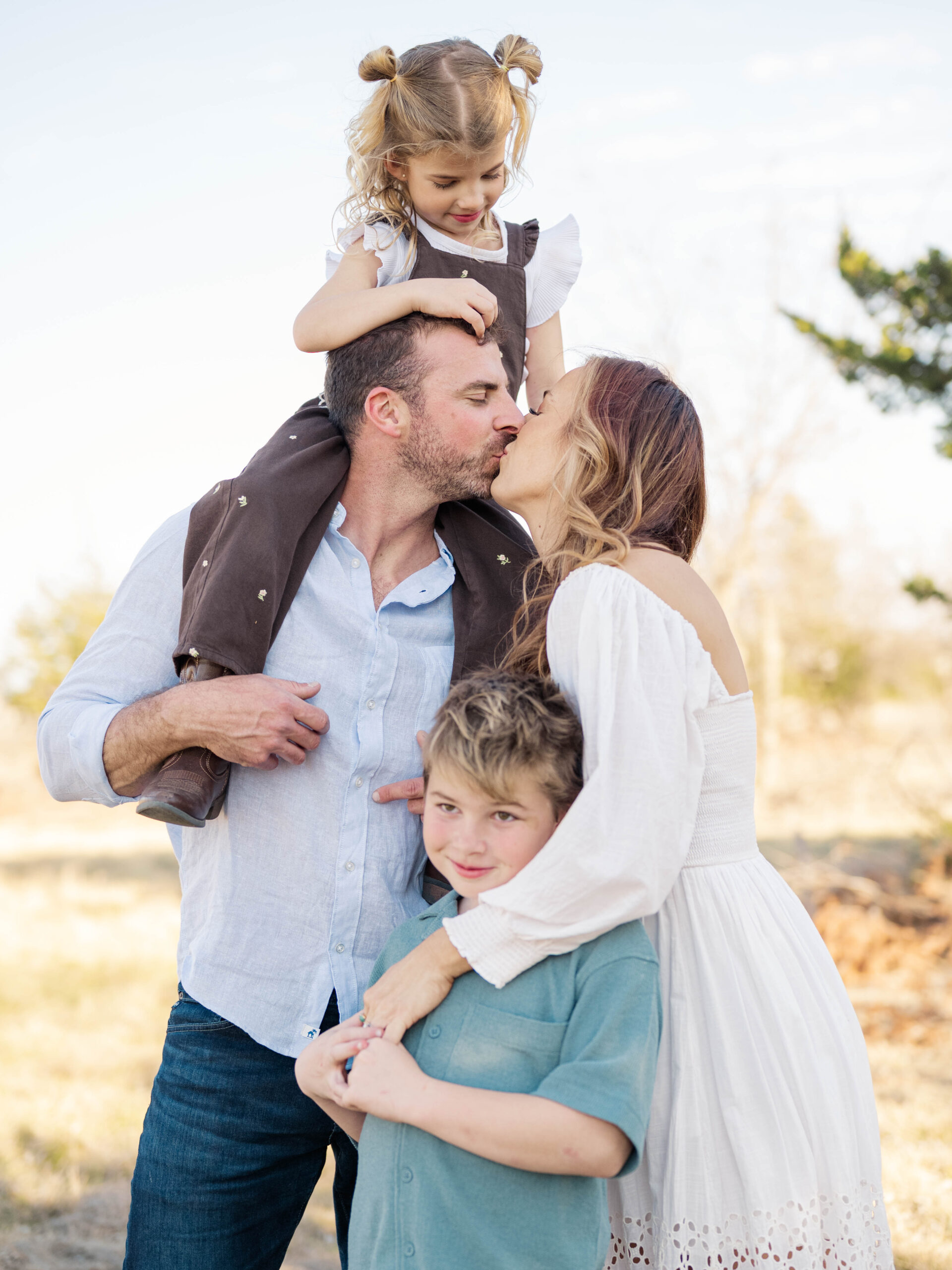outdoor_family_Feb2026-8258-scaled-1.webp